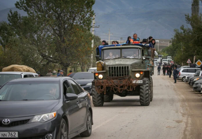 Ναγκόρνο Καραμπάχ: Το ένα τέταρτο του πληθυσμού έχει καταφύγει στην Αρμενία