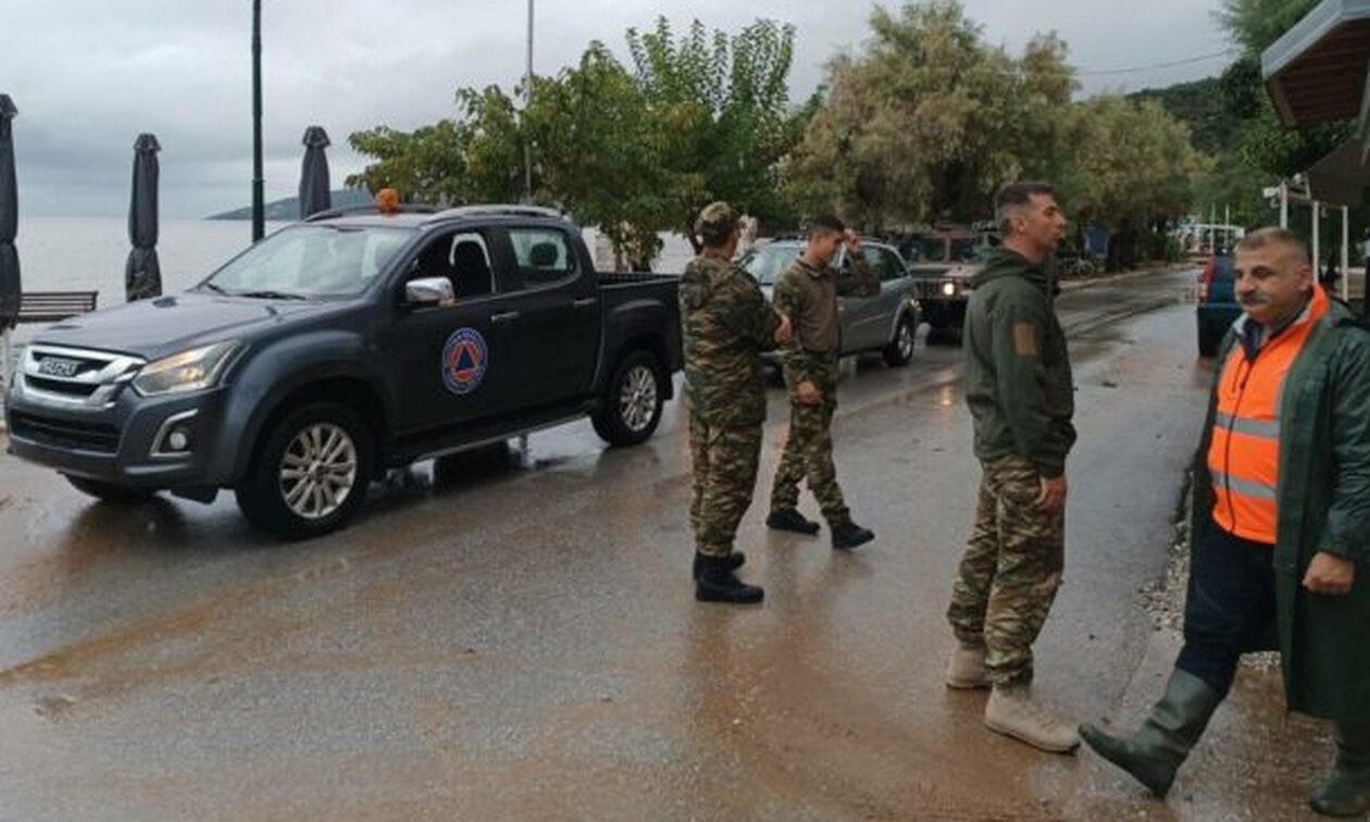 Στρατός στο Νότιο Πήλιο: Οι πεζοναύτες θα κοιμηθούν στο δημαρχείο