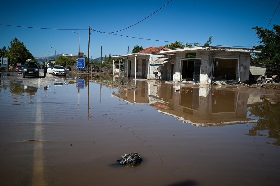 Πλημμύρες: Τροποποιήσεις στα σχήματα στεγαστικής συνδρομής και προσωρινής στέγασης