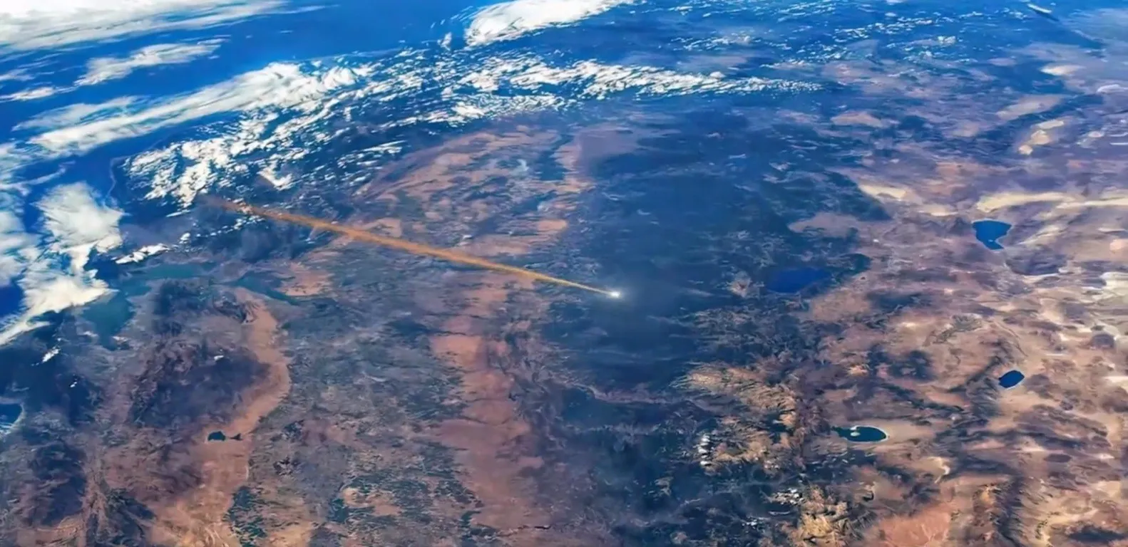 Live η φλεγόμενη επιστροφή στη Γη της διαστημικής κάψουλας της NASA – Μεταφέρει χώμα με απαντήσεις για τη γέννεση της Γης  (βίντεο)