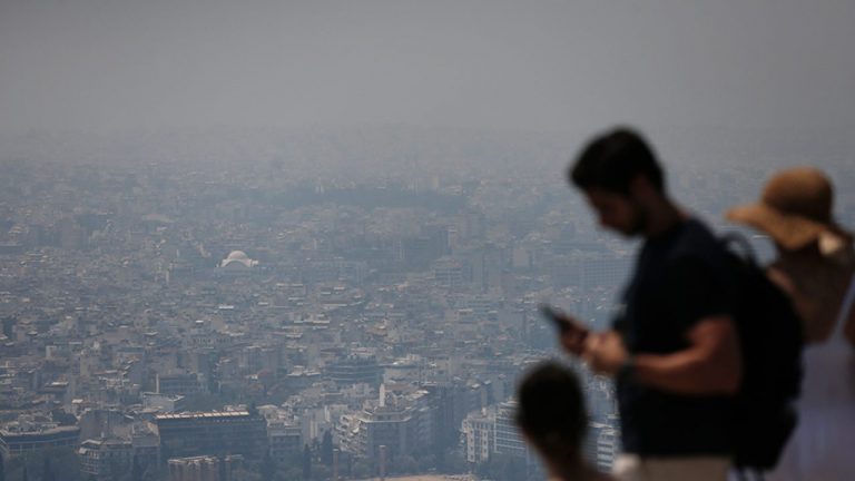 Έρευνα: Οι πόλεις της Ελλάδας με τον πιο μολυσμένο αέρα -Ποιες είναι στα «κόκκινα» (χάρτες)