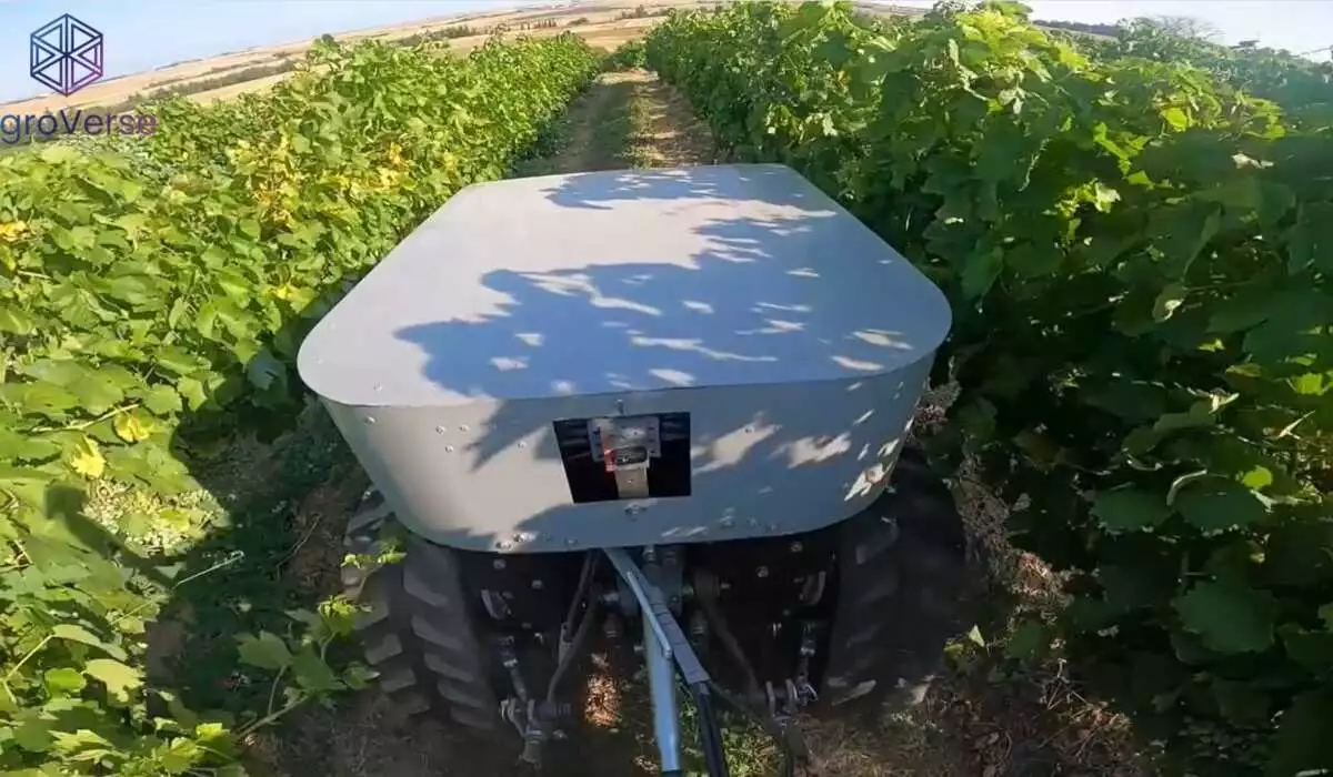 Ελληνες δημιούργησαν το ρομπότ που κάνει γεωργικές δουλειές χωρίς ο αγρότης να πατάει ούτε ένα κουμπί