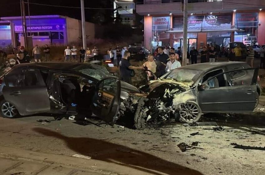 Τραγωδία στο Μαρκόπουλο: Αυτοκίνητο πέρασε στο αντίθετο ρεύμα και συγκρούστηκε μετωπικά με άλλο ΙΧ – Ένας νεκρός 4 τραυματίες