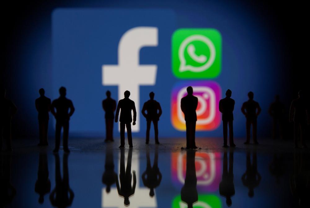 Έρευνα του Politico: Τα social media επηρεάζουν τις εκλογές και αλλοιώνουν τη Δημοκρατία