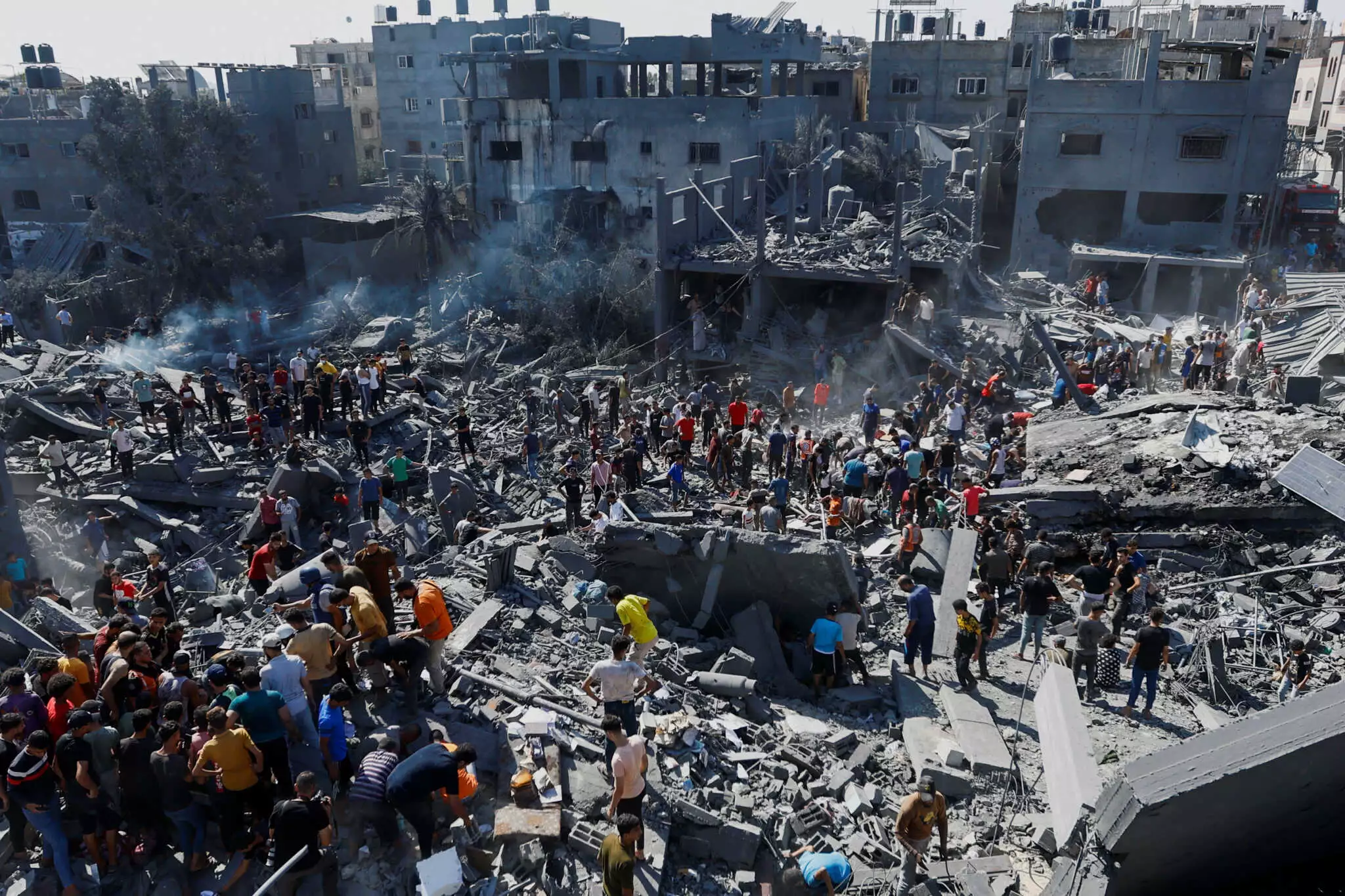 Γάζα: Οι πιο σφοδροί βομβαρδισμοί άλλαξαν το τοπίο – Σε 3.500 ανέρχονται τα νεκρά παιδιά – Νέο μήνυμα των Ισραηλινών για εκκενώσεις