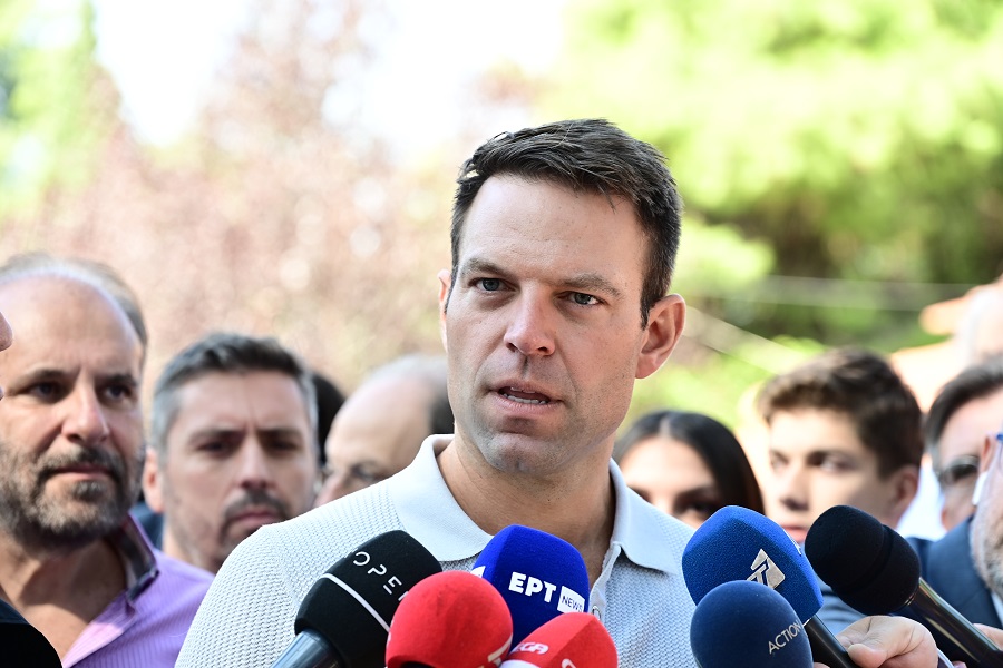Στέφανος Κασσελάκης: Καλεί Αχτσιόγλου, Χαρίτση και Ηλιόπουλο να αναλάβουν ρόλους στον ΣΥΡΙΖΑ