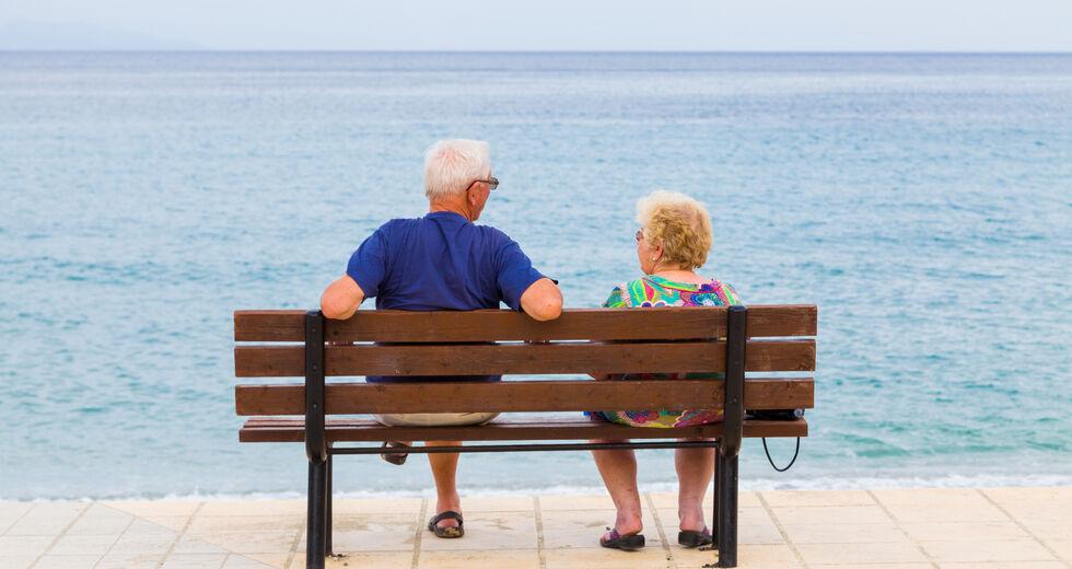Σοκ για το συνταξιοδοτικό – Πόσο θα αυξηθούν οι ηλικίες συνταξιοδότησης