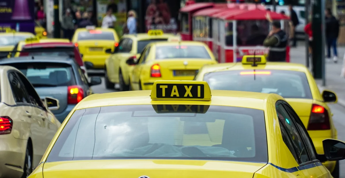 Απεργία: Χωρίς ταξί και σήμερα Πέμπτη η Αθήνα – Αυτοκινητοπορεία στο κέντρο το απόγευμα