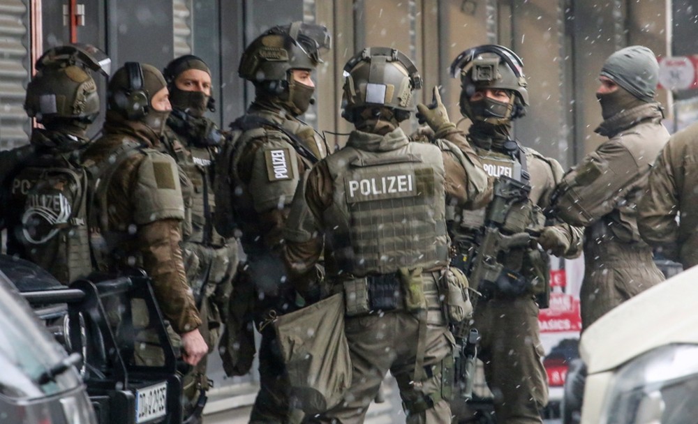 Γερμανία: Τρεις συλλήψεις ισλαμιστών – Σχεδίαζαν επίθεση το βράδυ της Πρωτοχρονιάς
