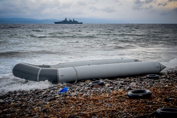 Τραγωδία στη Χίο: Τρία μικρά κορίτσια νεκρά από το ναυάγιο με μετανάστες
