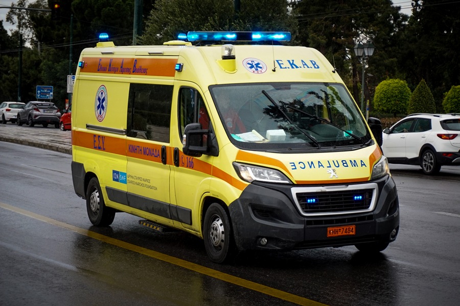 Τραγωδία στη Θεσσαλονίκη: Αυτοκίνητο εξετράπη της πορείας του και ανετράπη – Νεκρός ο οδηγός
