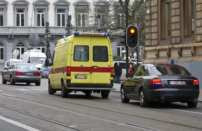 Γερμανία: Στο νοσοκομείο μαθητές δημοτικού με δηλητηρίαση από αέρια αποχέτευσης