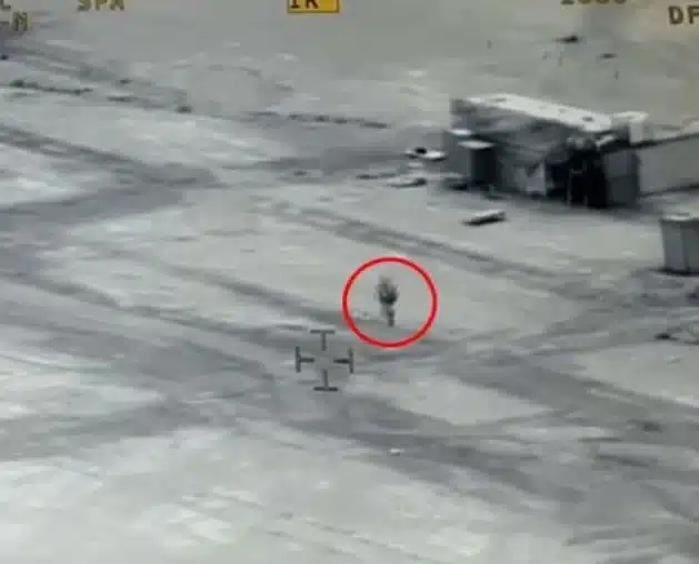 Βίντεο με UFO πάνω από στρατιωτική βάση: Γιατί το «έθαψαν» οι μυστικές υπηρεσίες- Τι λέει εμπειρογνώμονας