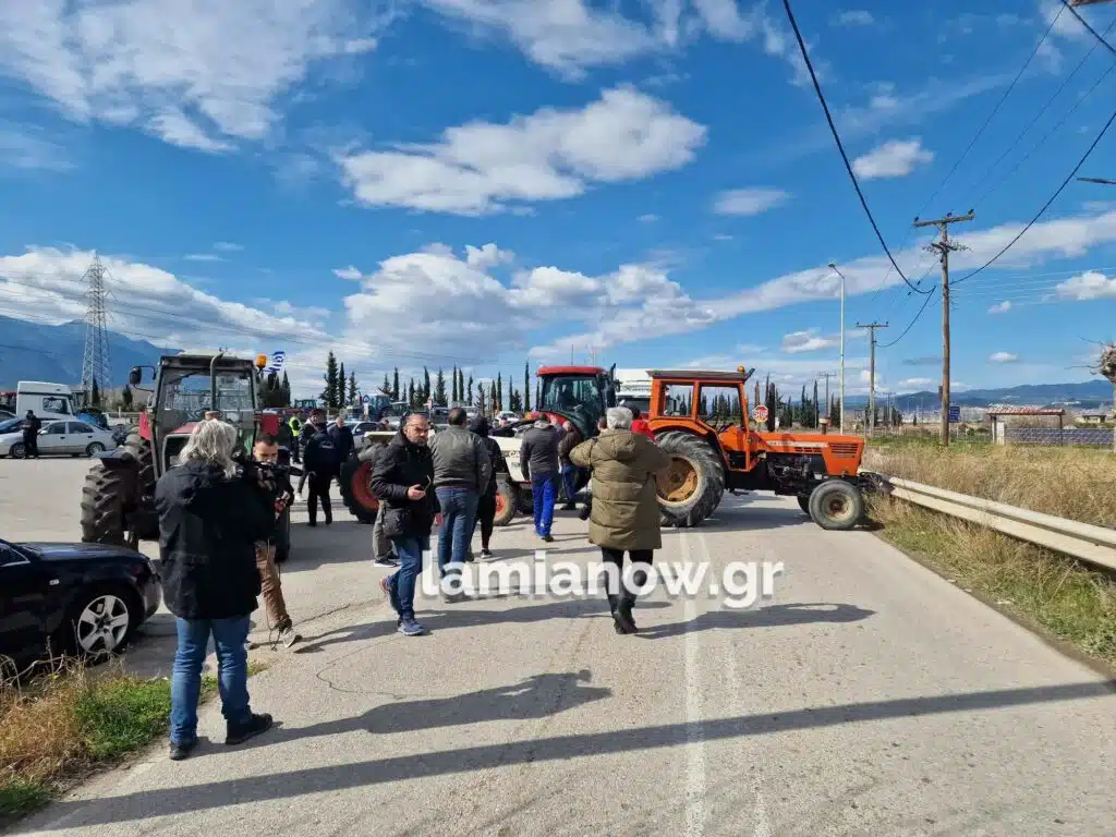 Φθιώτιδα: Κλιμακώνουν τις κινητοποιήσεις οι αγρότες – Μπλόκο στην Αθηνών-Λαμίας