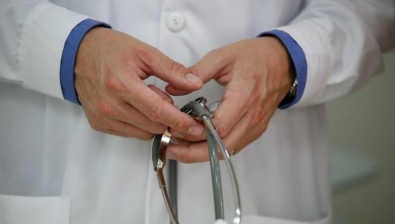 ΕΙΝΑΠ: Στάση εργασίας των νοσοκομειακών γιατρών και συγκέντρωση στο νοσοκομείο Ευαγγελισμός