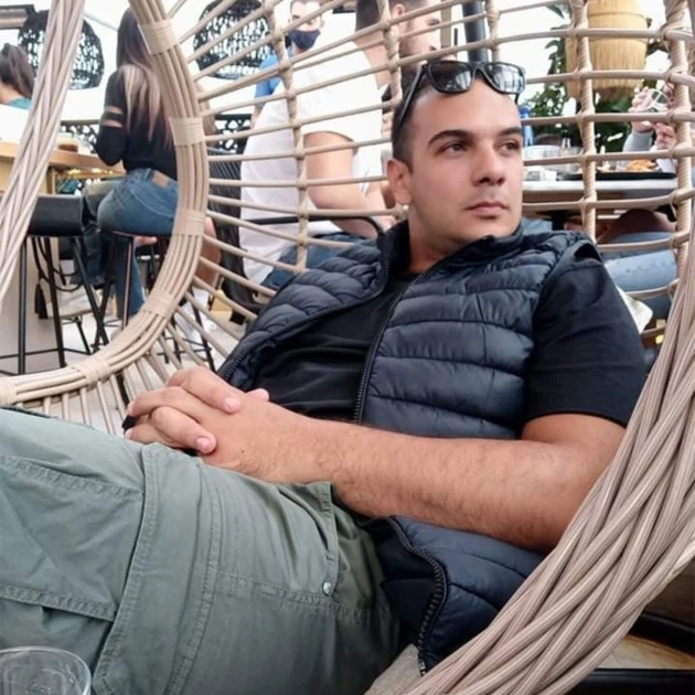 Τραγωδία στον Πειραιά: Θρήνος για τον 31χρονο αστυνομικό που καταπλακώθηκε από μπάζα