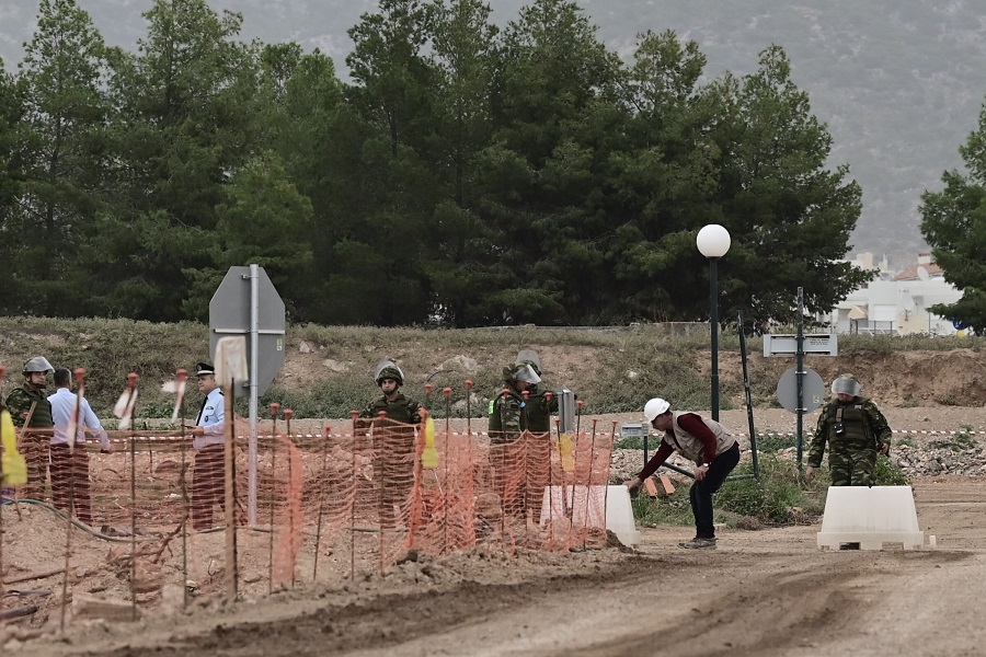 Ελληνικό: 314 βόμβες βρέθηκαν θαμμένες στο πρώην αεροδρόμιο