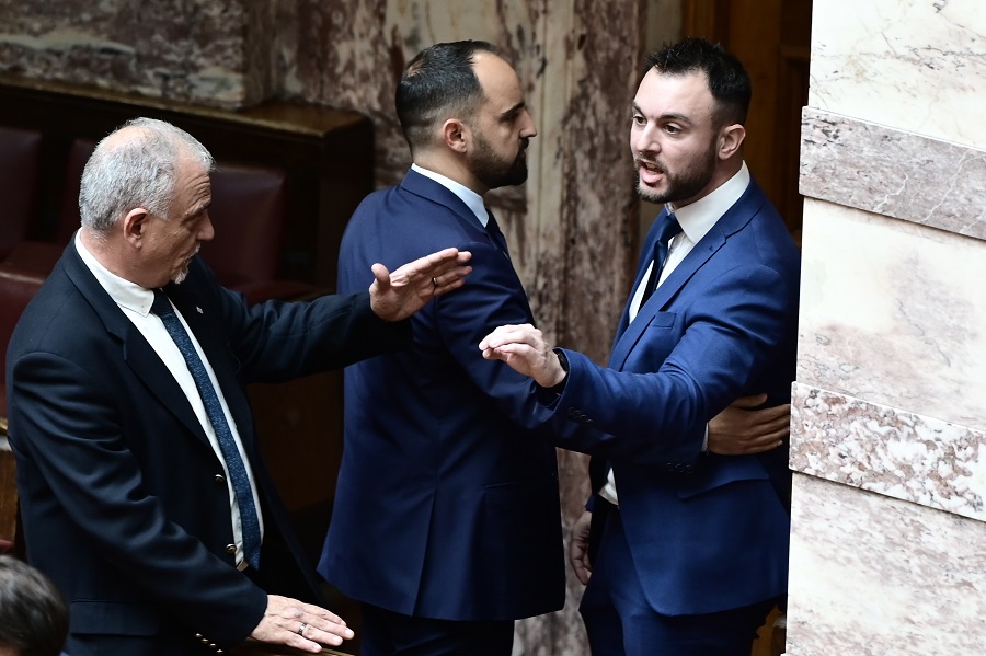 Βουλή/ Στον ανακριτή σήμερα ο βουλευτής Κωνσταντίνος Φλώρος: Κατηγορείται για κακούργημα
